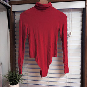 Women's Aerie Red Ribbed Turtleneck Bodysuit Size Small Soft and Stretchy